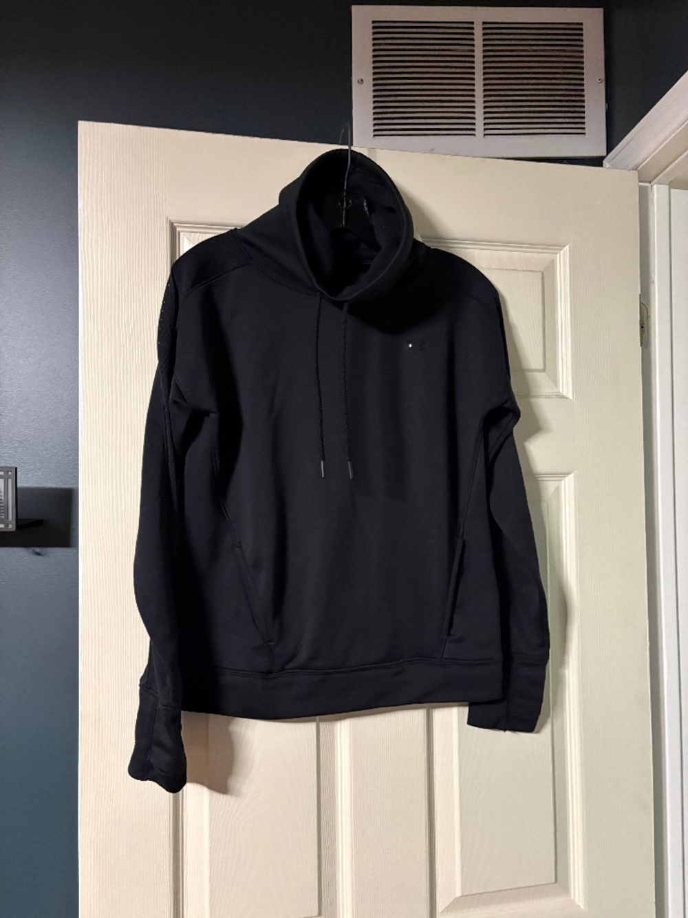 NWOT funnel neck UA sweatshirt